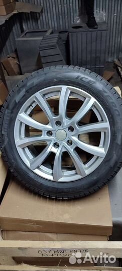 Колеса в сборе r17 зимние 5 114.3