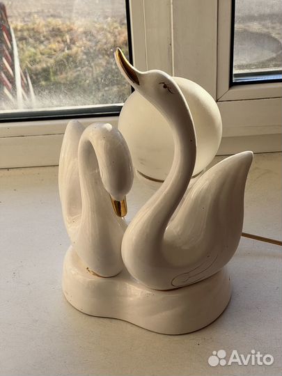 Лебедь светильник