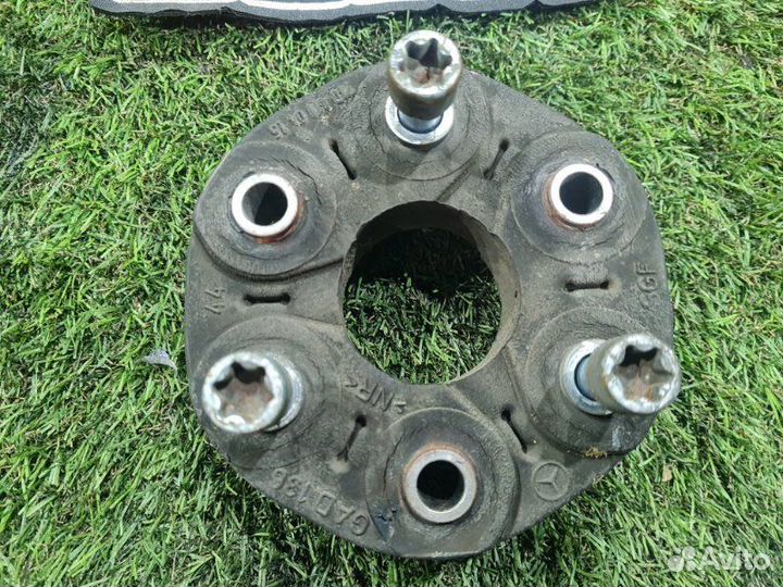 Муфта карданного вала Mercedes-Benz E-Class W211