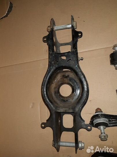 Рычаги задней подвески Cadillac CTS 3