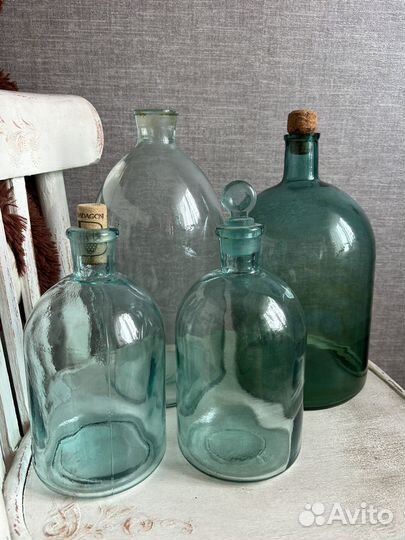 Бутыль стеклянная старинная