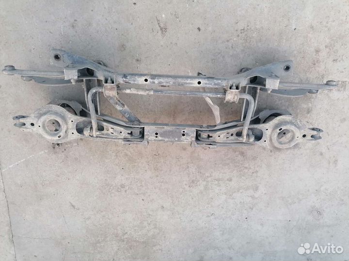 Задняя балка Volvo S40