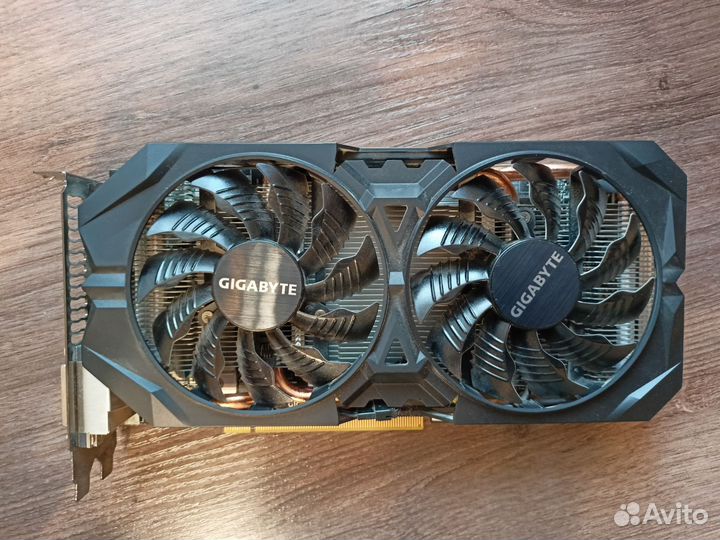 Видеокарта Radeon r9 380