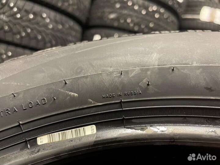 Pirelli Ice Zero FR 225/45 R19 96H