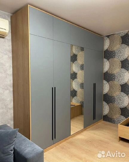 Шкаф распашной современный от фабрики