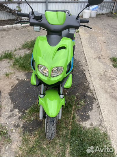 Скутер Рейсер 50 куб