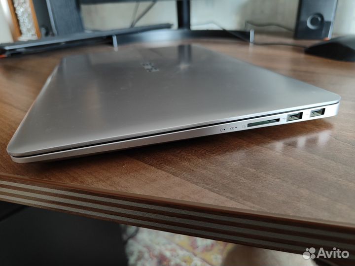 Ноутбук Asus ZenBook 13