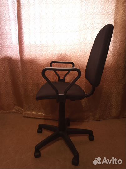 Компьютерное, офисное кресло