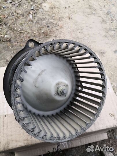 Мотор печки Toyota Starlet