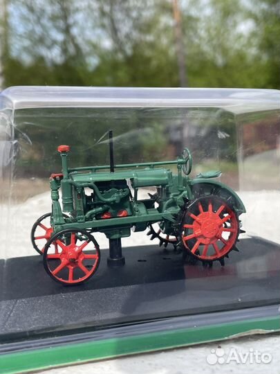 Модель трактора Универсал коллекционная журнальная