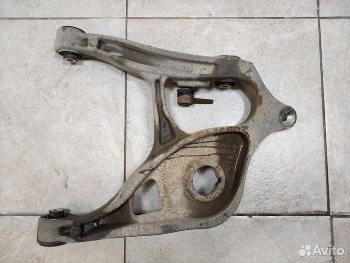 Рычаг задний нижний правый Mercedes-Benz M-Сlass M