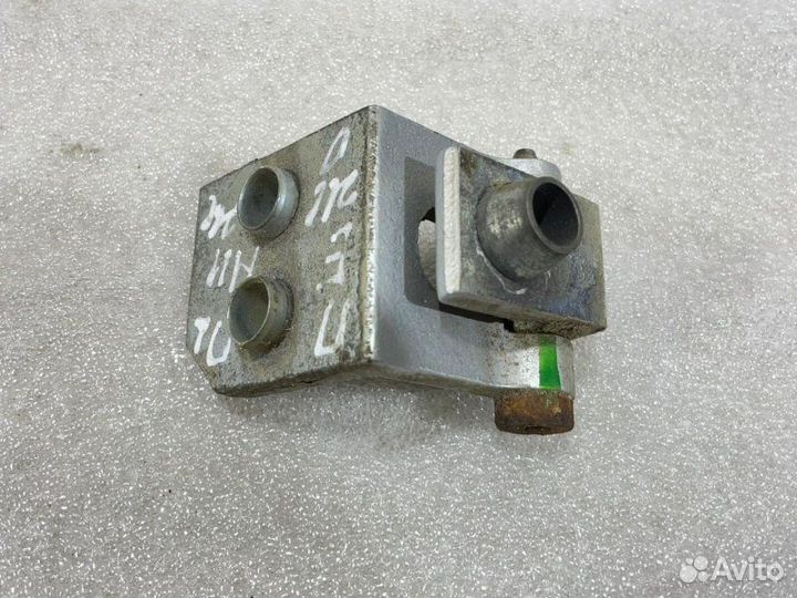 Петля двери передняя левая Peugeot 206 1998-2012