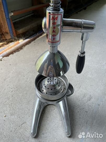 Соковыжималка пресс для граната и цитрусовых