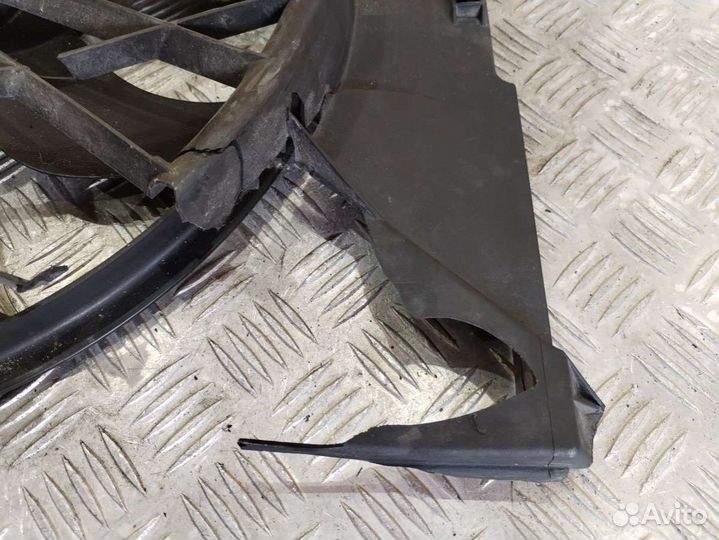 Вентилятор радиатора Mercedes-Benz E W211 31351035