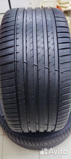 Michelin Pilot Sport 4 SUV 285/45 R21