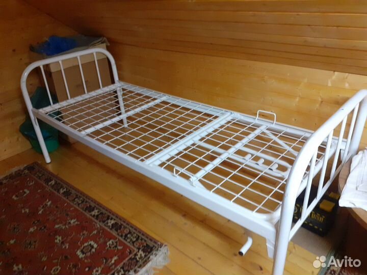 Кровать металлическая, с поднятием головы