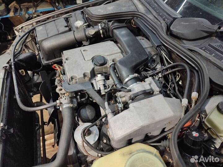 Двигатель Mercedes m111. 961 2.2