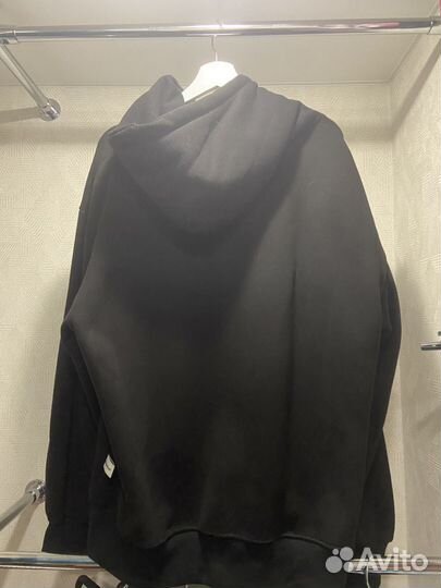 Худи оверсайз с минималистичным принтом