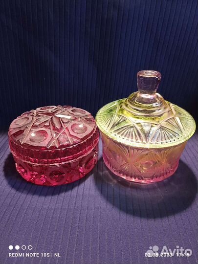 Сахарница /шкатулка / вазочка,цветное стекло СССР