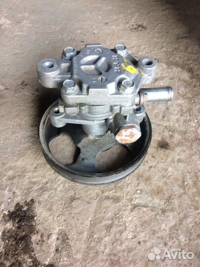 Мотор насос Гур Лансер 9