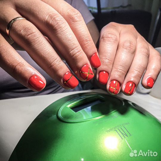 Маникюр и педикюр