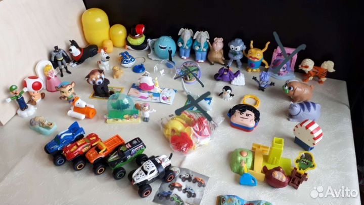 Игрушки Макдоналдс из киндер Гиганта киндер Макси