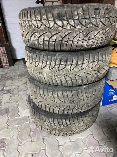 Bridgestone Sneaker 265/60 R18