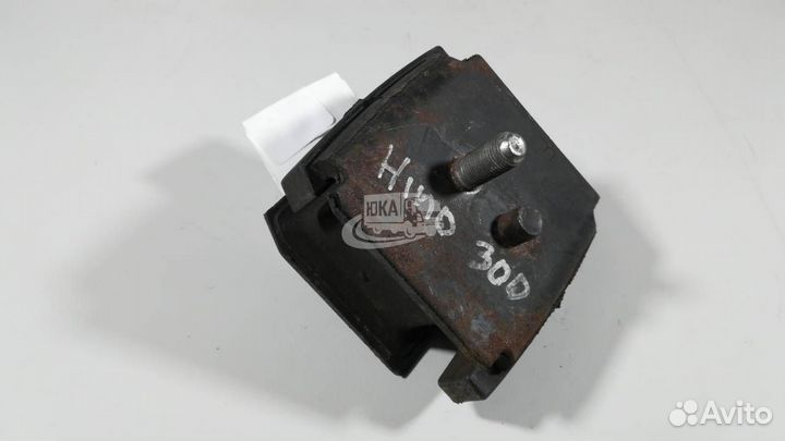 Опора двигателя передняя N04C hino 300 Евро4