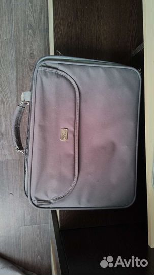 Продам ноутбук Emachines d640