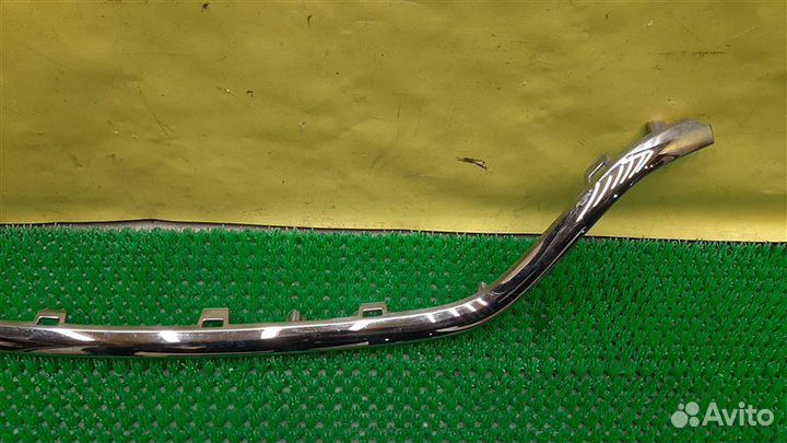 Молдинг решетки радиатора Renault Logan L8 2014