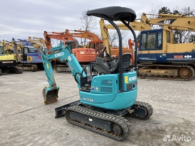 Мини-экскаватор Kobelco SK17SR, 2015