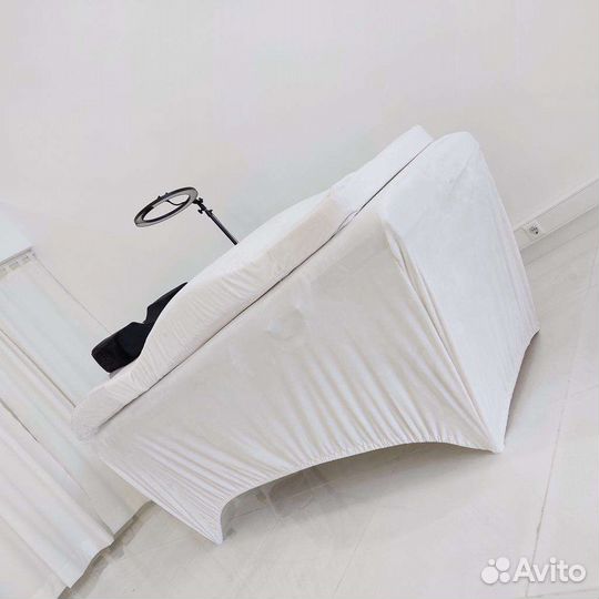 Начинающий Мастер по наращиванию ресниц