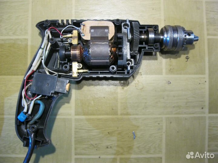 Электродрель и шуруповерты на запчасти