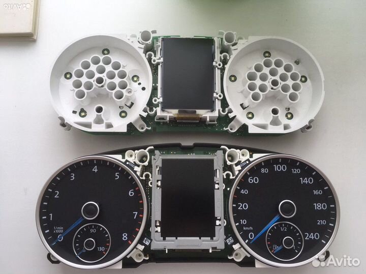 Панель приборов Volkswagen