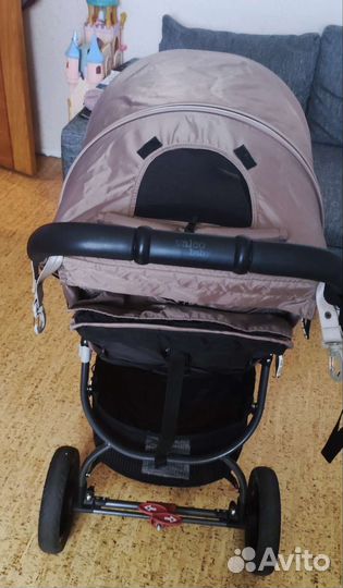 Прогулочная коляска valco baby snap