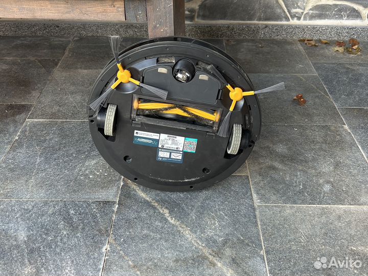 Робот пылесос