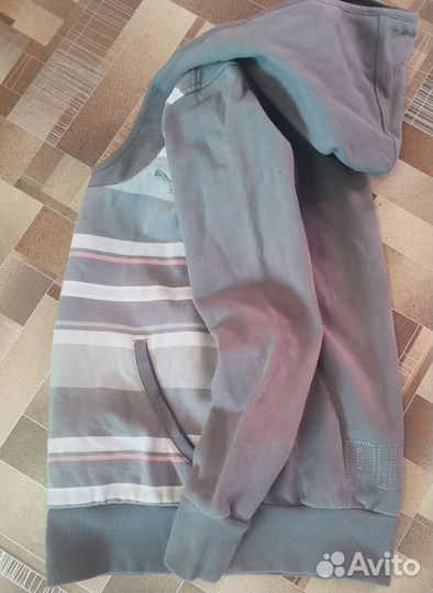 Толстовка женская, куплена в Шанхае, 44-46р