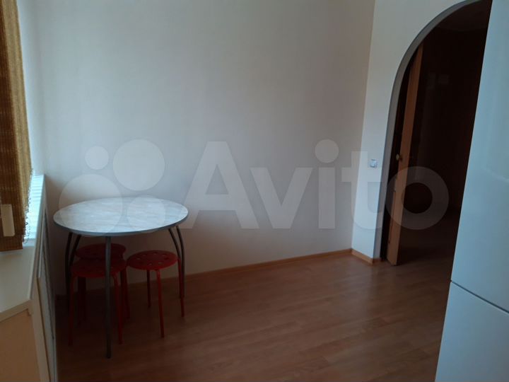 1-к. квартира, 43 м², 2/2 эт.