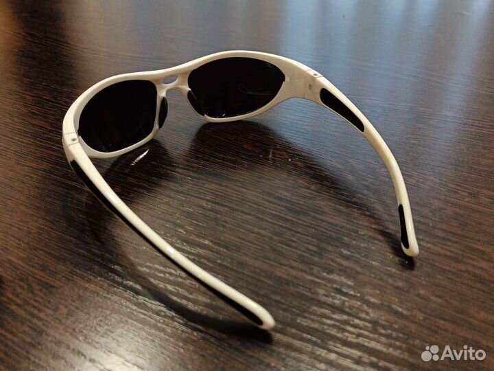 Очки спортивные