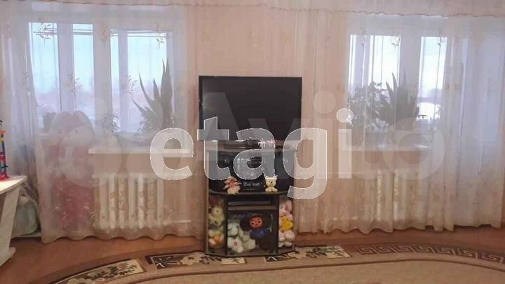 2-к. квартира, 72 м², 5/5 эт.