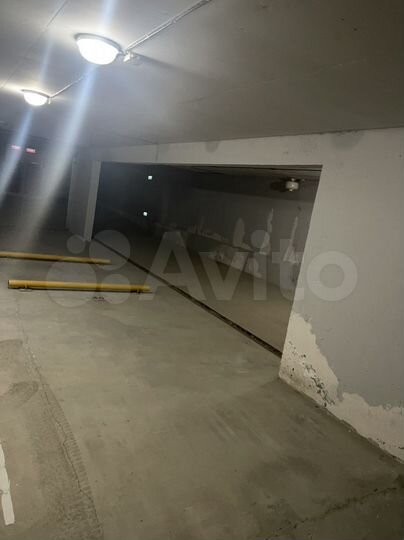 Машиноместо, 13 м²