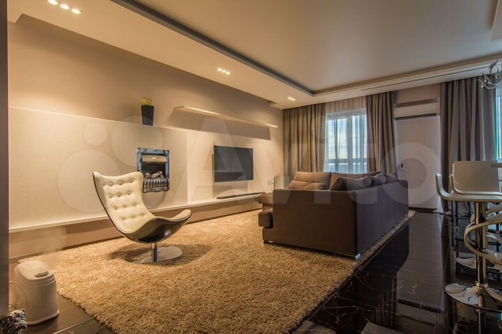 2-к. квартира, 85 м², 7/7 эт.