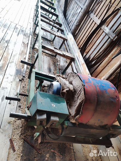 Кромкообрезной станок