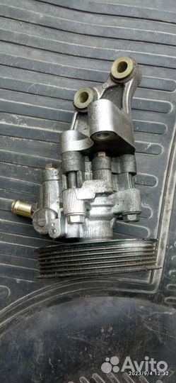 Насос гур 3uz celsior б/у