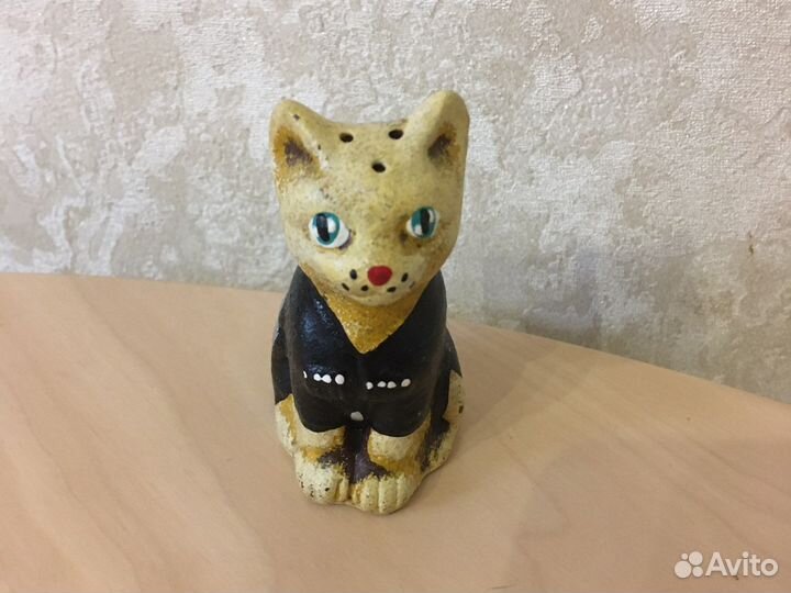 Статуэтка кот грузин