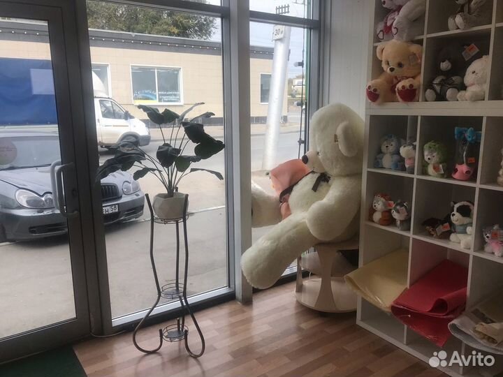 Магазин цветов и подарков. Готовый бизнес