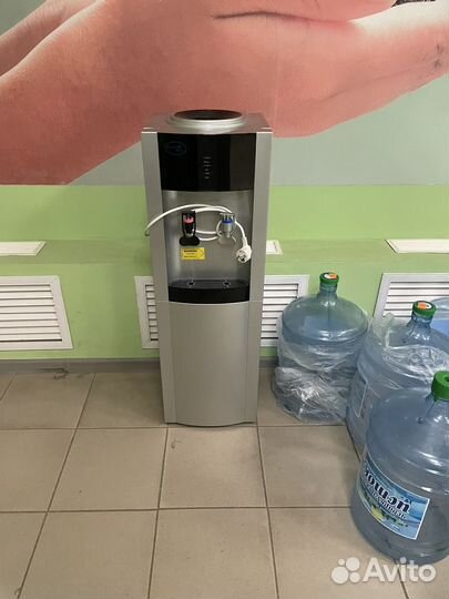 Кулер для воды бу