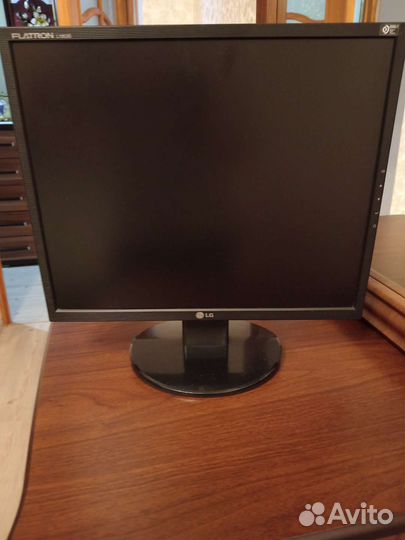Монитор LG