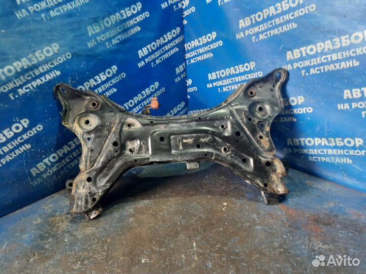 Передний подрамник Hyundai Sonata 6 седан G4KJ