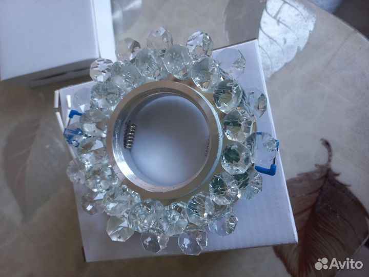 Светильник потолочный встраиваемый